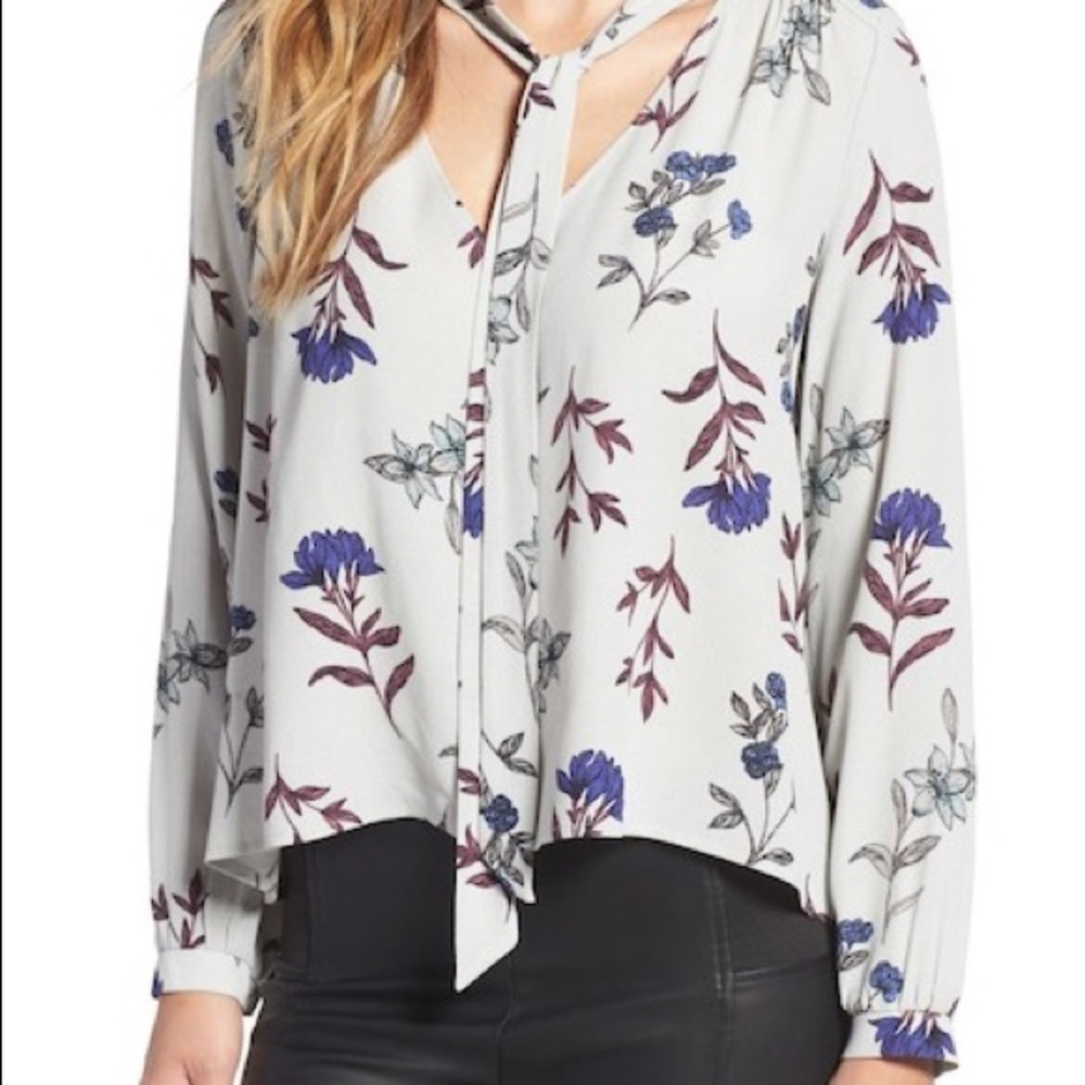 ASTR Floral Print Tie Neck Blouse
